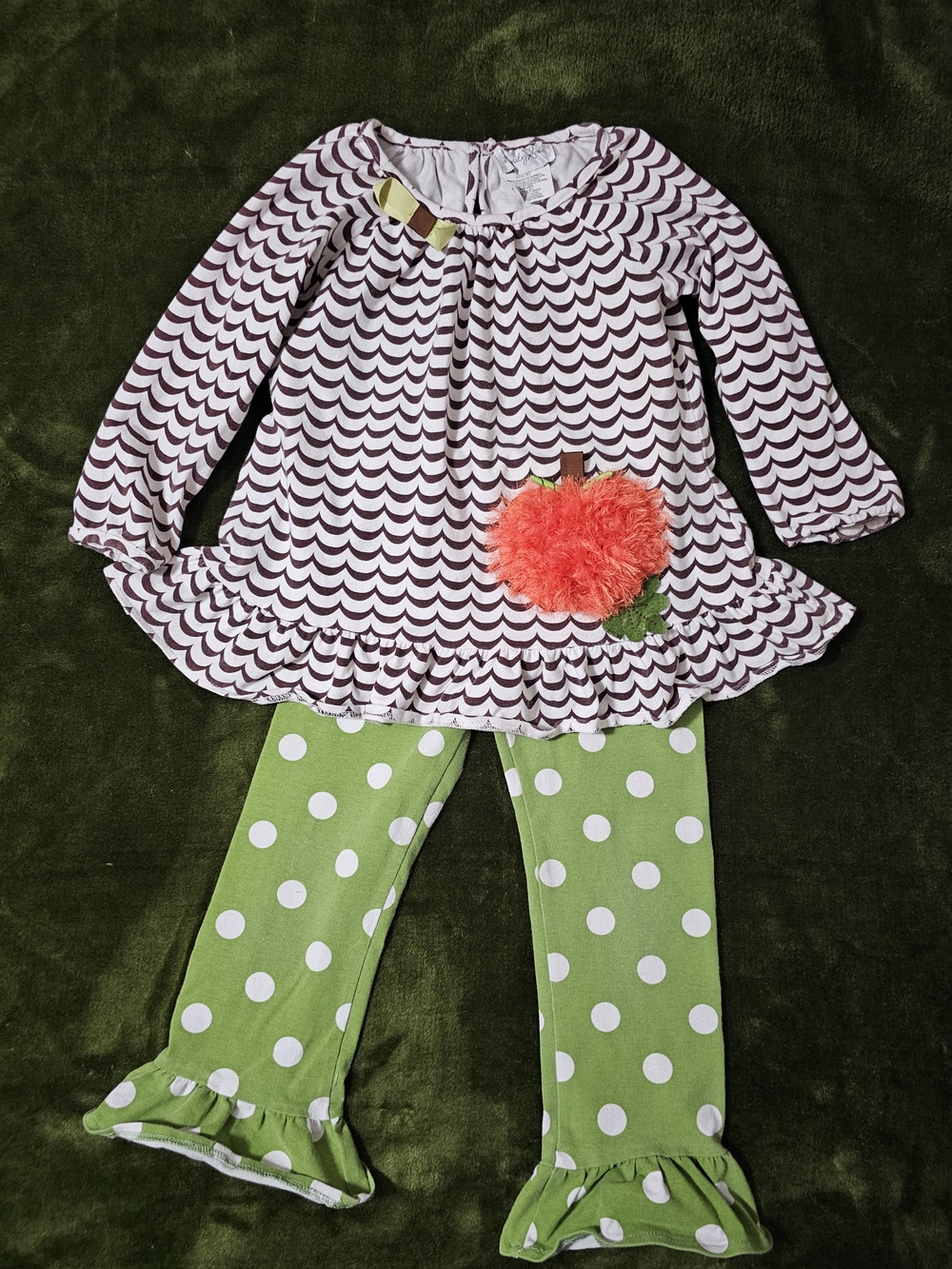 Girls Brown and Green Pumpkin Appliqué Set